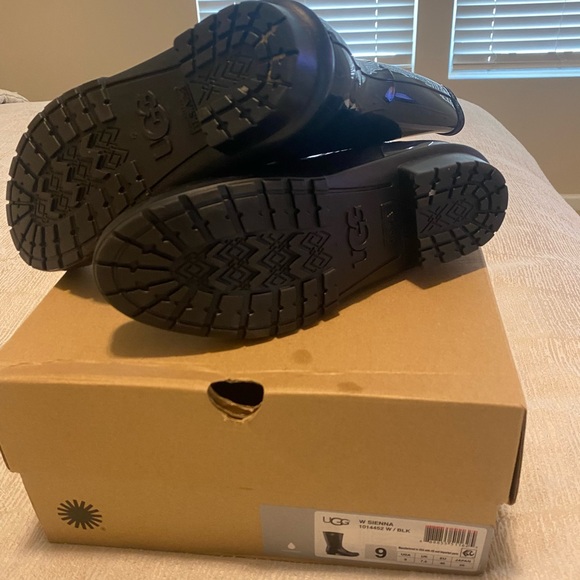 Black Ugg Rain Boots - Picture 3 of 4